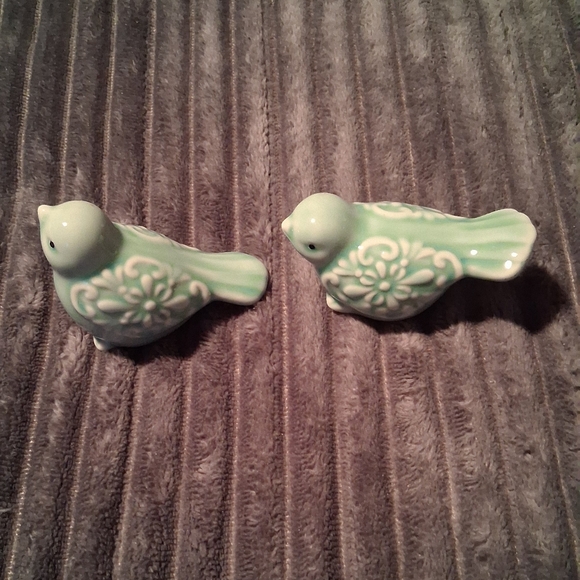 🐎NEW! Adorable Pair Of Ceramic Bird Figurines Tiffany Blue - Picture 2 of 6